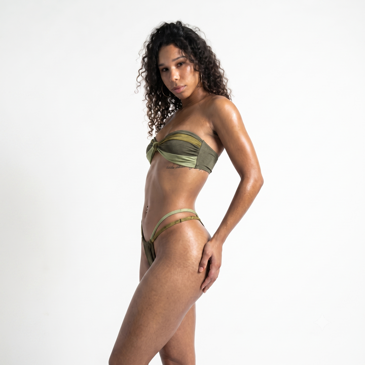BORA | KNOTTED BANDEAU TOP