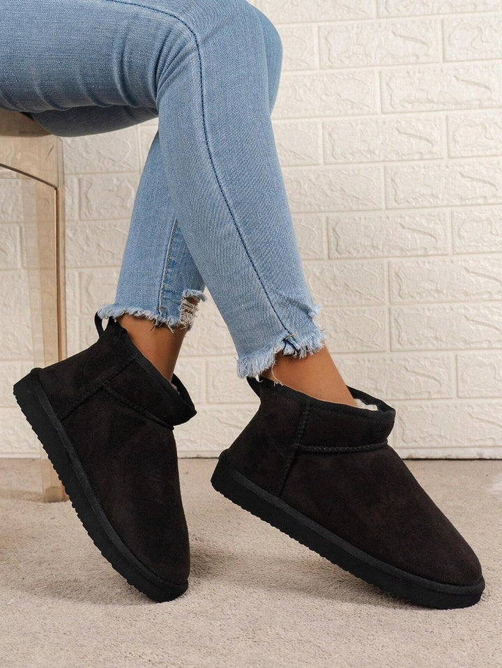 Snuggz™ Mini-Boots